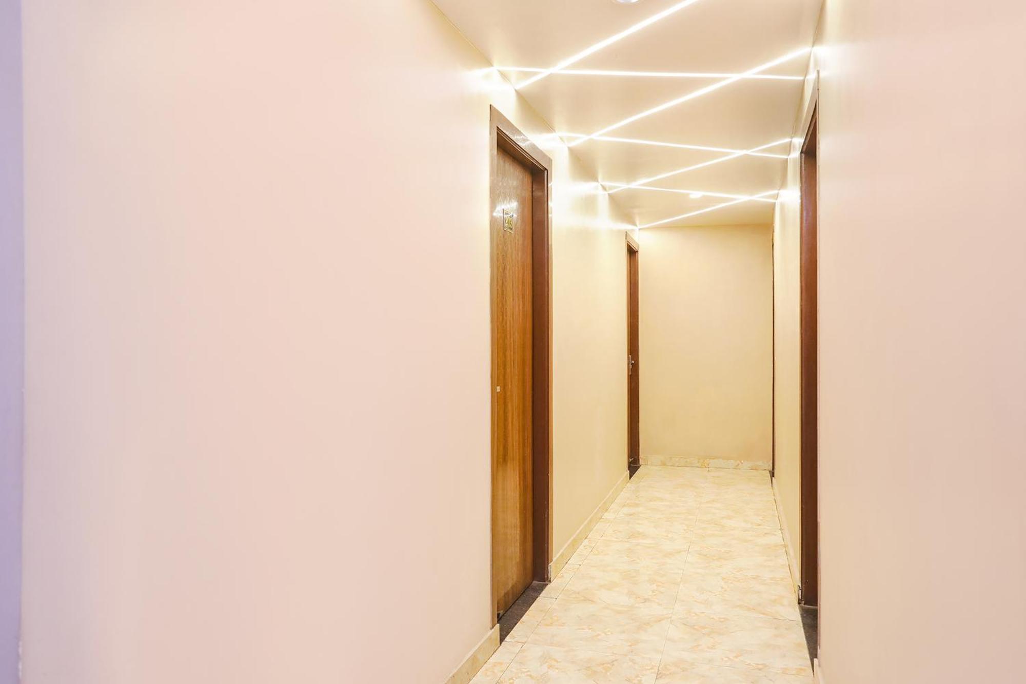 Fabhotel The Palacio Kanpur Exterior photo